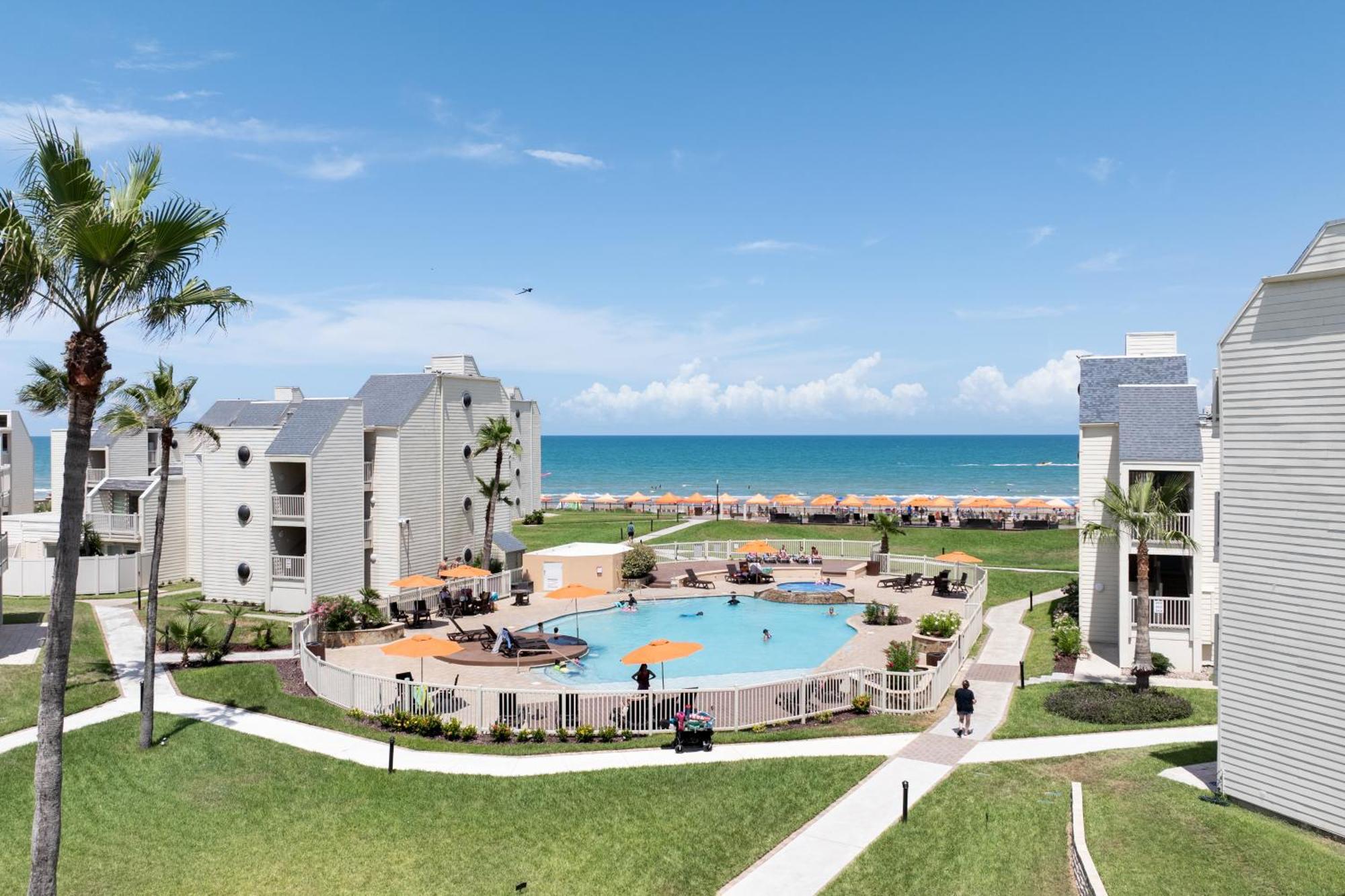 New Stunning Ocean-View Beachfront Resort, Heated Pool! Pulau Padre Selatan Bagian luar foto